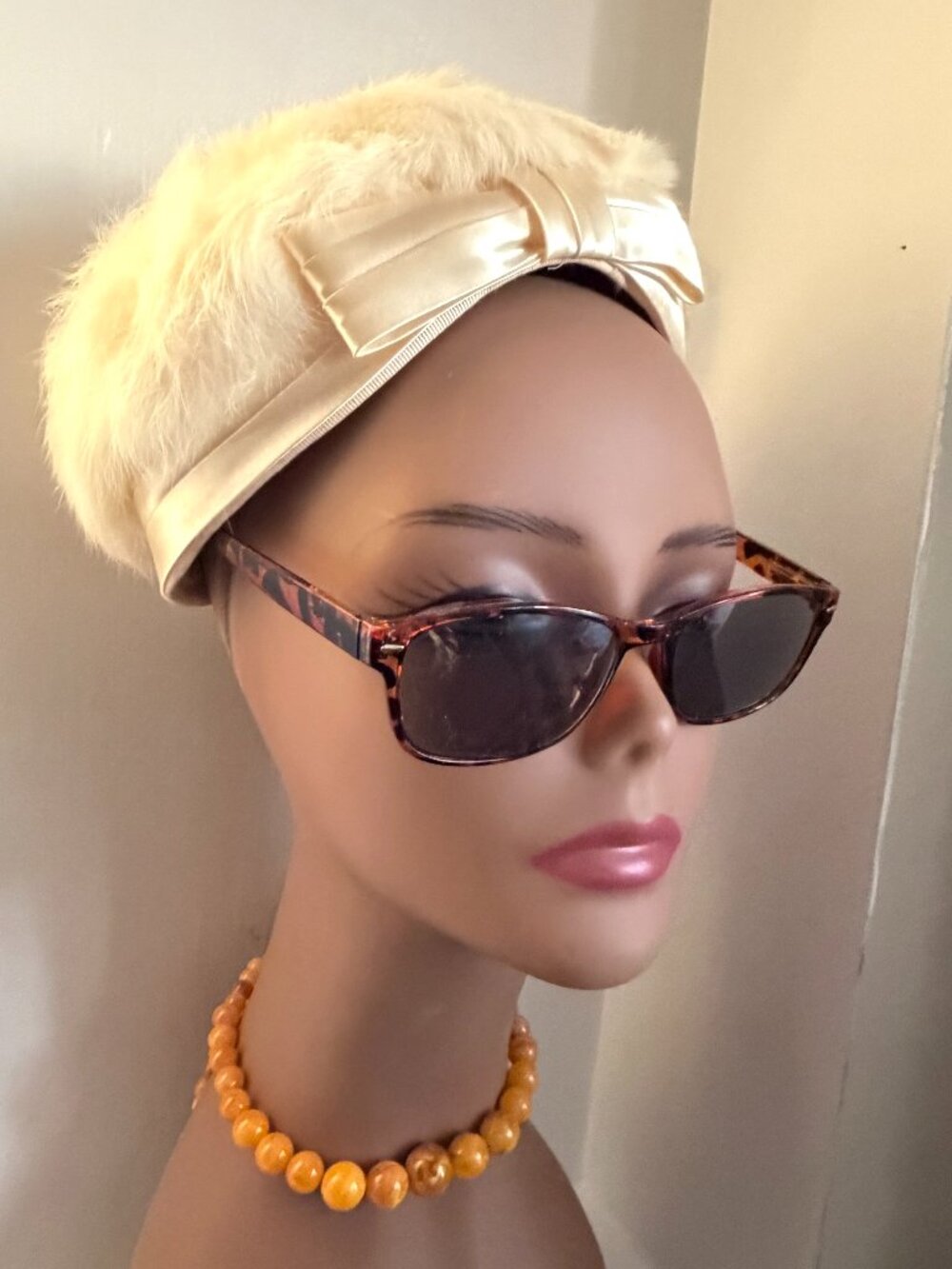Vintage 1960s Furry Pillbox Hat Jackie Diana Satin Ribbon Bow Cream